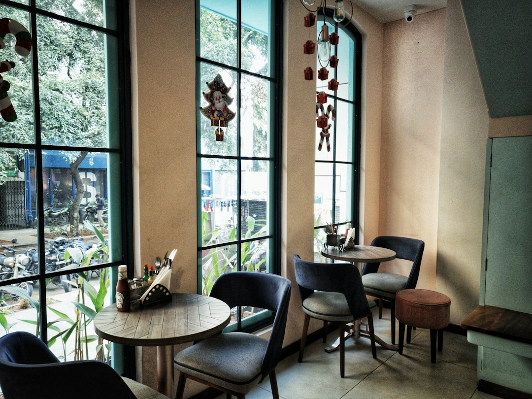 Cafe Interior in Durgapur: 10 Affordable Design Ideas 2 cafe interior in Durgapur layout ideas